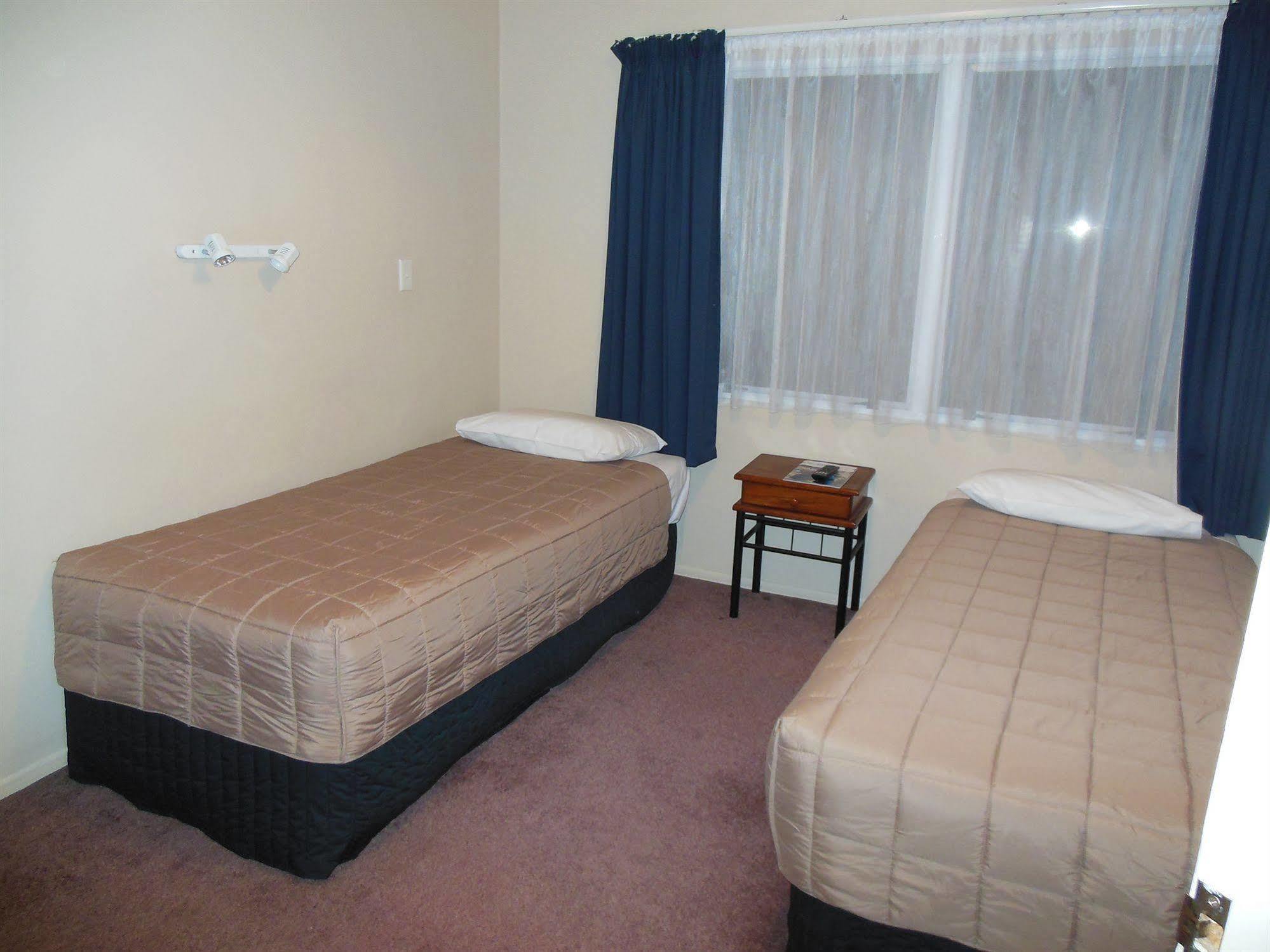Asure Camelot Arms Motor Lodge Auckland Buitenkant foto